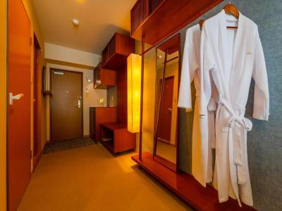 Oile by Zayra Resorts - 3
