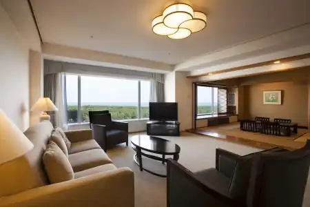 Phoenix Seagaia Ocean Tower - 186