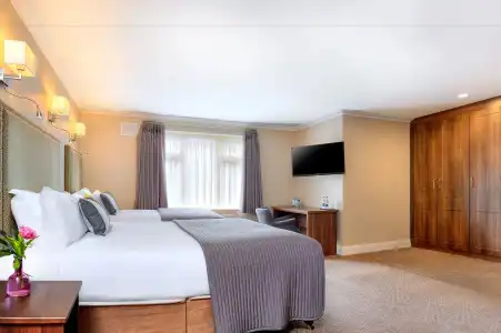 The Sandymount - 36