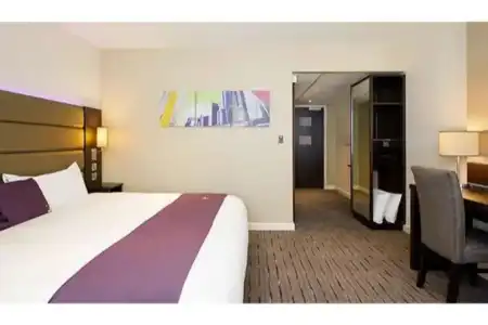 Premier Inn London Tower Bridge - 7