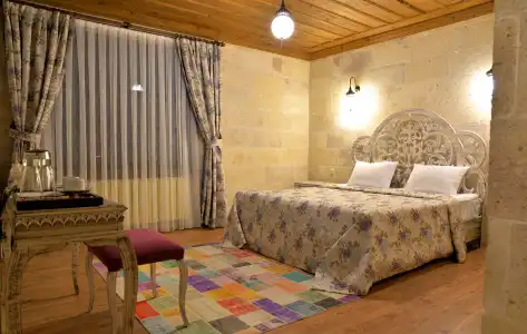 Elevres Stone House - 2