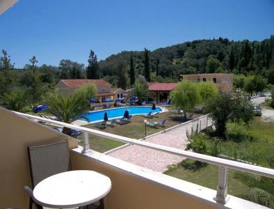 Helena Apartments & Villas - 10