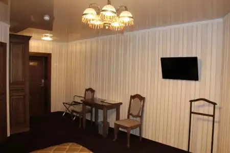 Aristocrat - 20