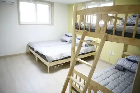 Twin Rabbit Hostel - 88