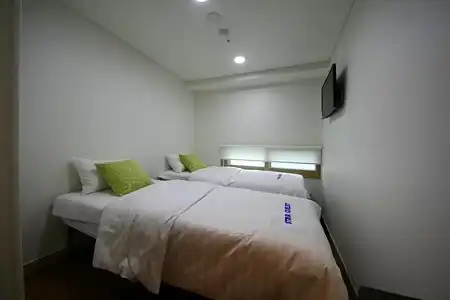 Star Guest House - 65