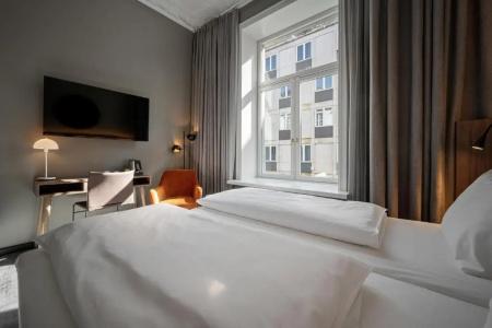 Karl Johan - 41