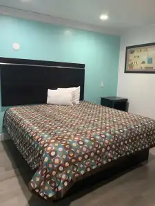 Budget Motel - 24