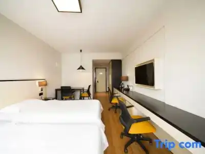 Rayfont & Apartment Chengdu - 86