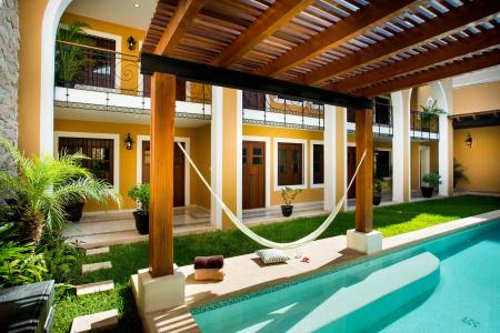 Boutique by the Museo - 12