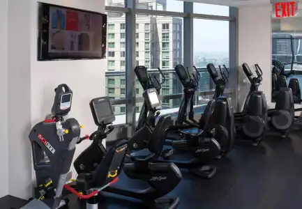 Courtyard by Marriott New York Manhattan / Central Park - 17