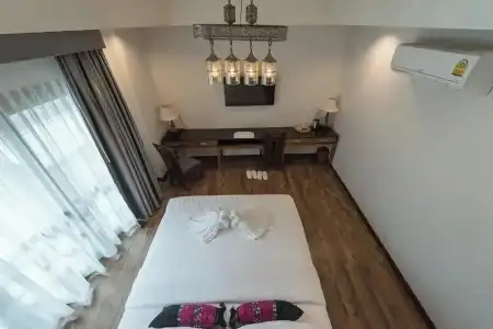 33 Poshtel - 62