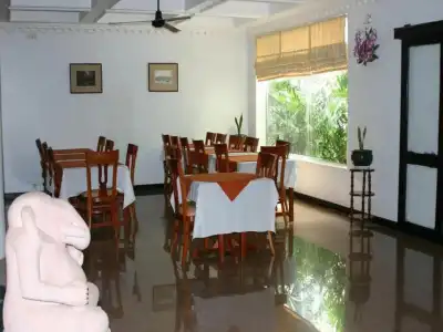 Mom's Guesthouse - 18