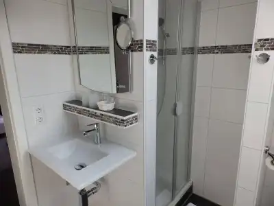 H41 Inn Hostel - 8
