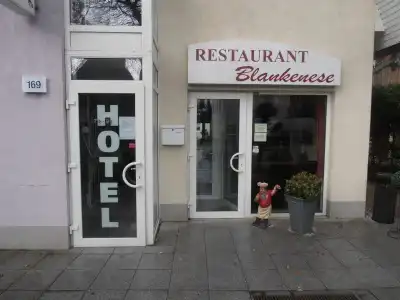 Hesse - 0