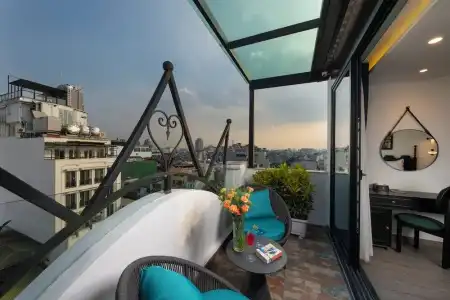 Sq Hang Gai & Spa - 165