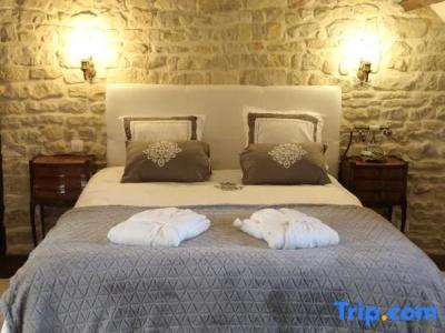 Logis du Chateau - 122