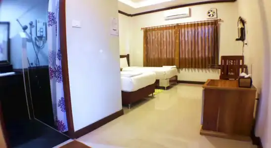 Khum Nakhon - 10