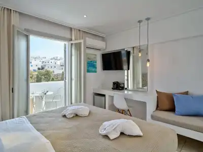 Kanale's Rooms and Suites - 84