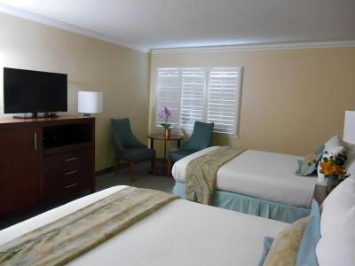 Carmel Bay View Inn - 2