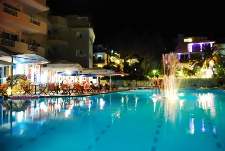 Koukounaria & Suites - 11