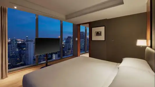 Hyatt Regency Bangkok Sukhumvit - 8