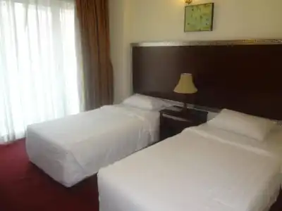 Royal Plaza Apartments - 2