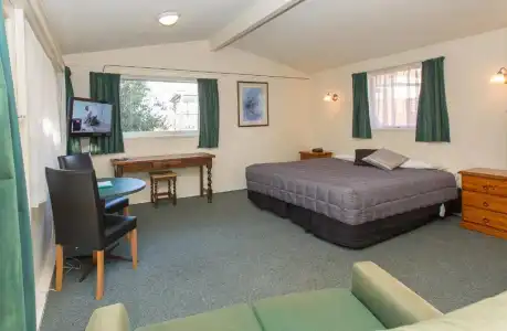 18th Avenue Thermal Motel - 56