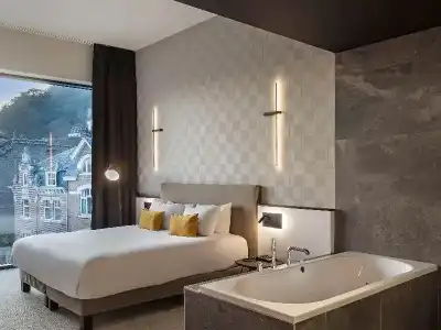 Mercure Namur - 84
