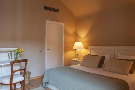 El Far Restaurant - 19