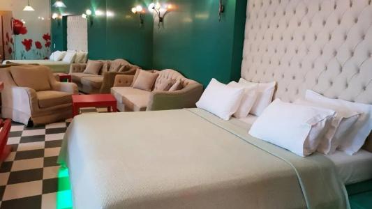Irida Boutique - 127