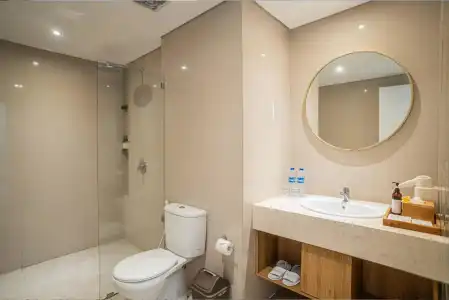 Coast Boutique Apartments - 17