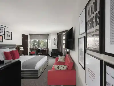 The Watergate - 2