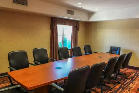 Best Western Lubbock West Inn & Suites - 18