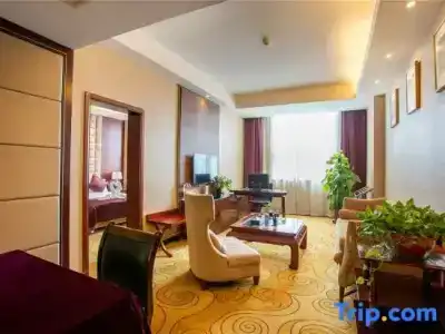 Starway (Zhengzhou East Railway Station Dongfeng South Road) - 53