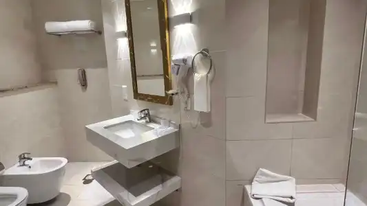 City Seasons Suites - 31