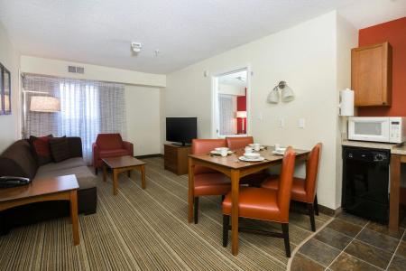 Residence Inn El Paso - 17