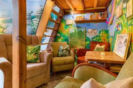 Lollis Homestay - Hostel - 49