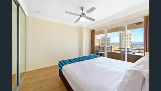 Zenith Ocean Front Apartments - 90