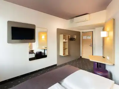 B&B Düsseldorf-Mitte - 39