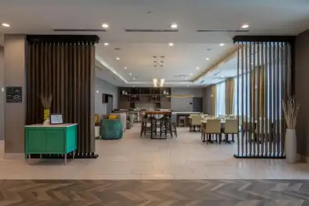 Holiday Inn Greenville - Woodruff Road by IHG - 9