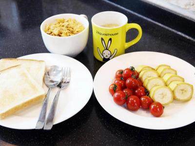 24 Guesthouse Myeongdong Avenue - 8