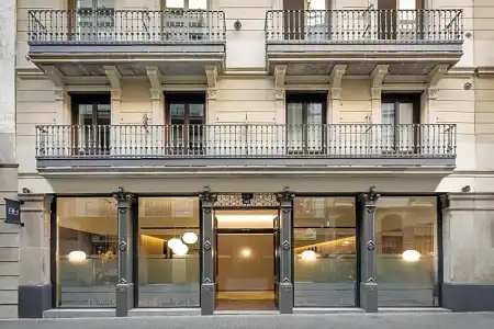 Raval House - 29