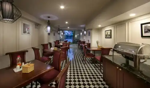 Vision Premier & Spa - 17