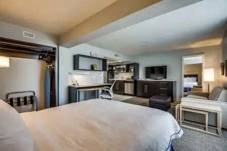 Home2 Suites by Hilton DFW Airport South/Irving, TX - 2