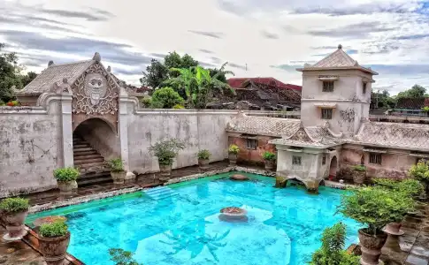 Cavinton Malioboro Yogyakarta by Tritama Hospitality - 19