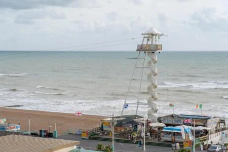 Amsterdam Brighton Seafront - 103