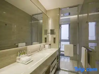 Niccolo Chengdu - 113