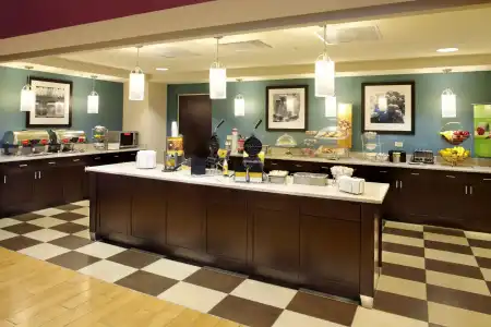 Hampton Inn & Suites Clearwater/St. Petersburg-Ulmerton Road, FL - 22