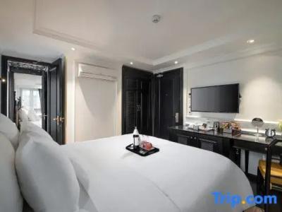 My Boutique & Spa - 113