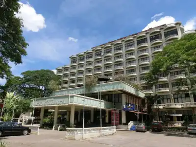 Yangon International - 13